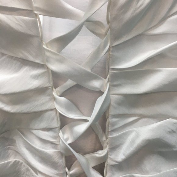 Sample Gorgeous White Wedding Dress, Short sz 4 Corset Bachelorette/Destination - Picture 5 of 6